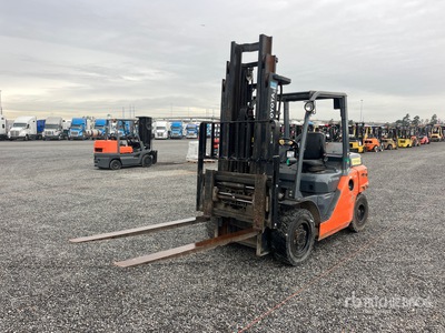 2019 Toyota 8FD35U 7000 lb Pneumatic Tire Carretilla Elevadora