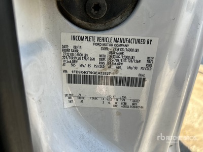 2016 Ford F-450 4x2 Extended Cab Utility Truck