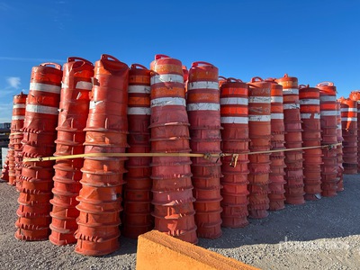 Quantity of (500) Safety Barrels