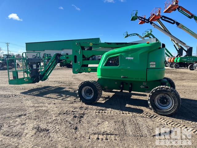 ELEVADOR ARTICULADO 2015 JLG 4WD 450AJ