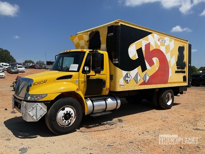 2007 International 4300 4x2 Van Truck