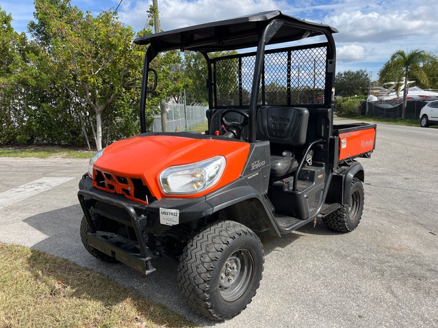 2022 Kubota RTVX900GH 4x4 Utility Vehicle 2022 Kubota RTVX900GH 4x4 Utility Vehicle
