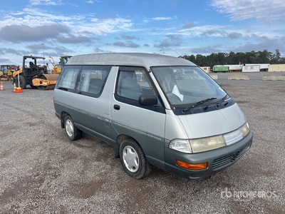 1994 Toyota Hitachi Minivan