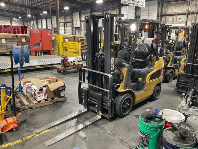 2020 Cat 2C5000 4700 lb Cushion Tire Forklift