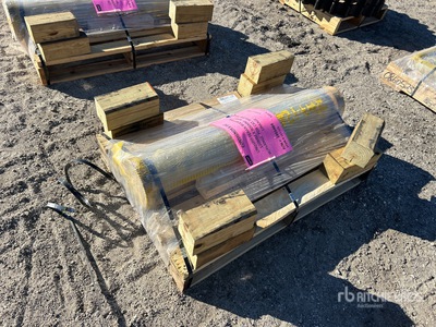 Quantity of Teran 1955484 Bucket Pins (Unused) - Fits CAT 385/390