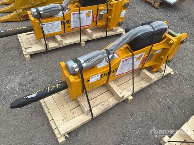 Teran THH400B-CAT305 16 in Hydraulic Breaker - Fits Cat 305 (Unused)