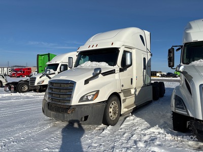 2022 Freightliner Cascadia 126 3- Achs Sattelzugmaschine mit Schlafkabine