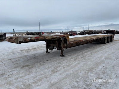 2001 Manac 48 ft Tri/A 48 ft - 65 ft Extendable Plateforme Surbaissée