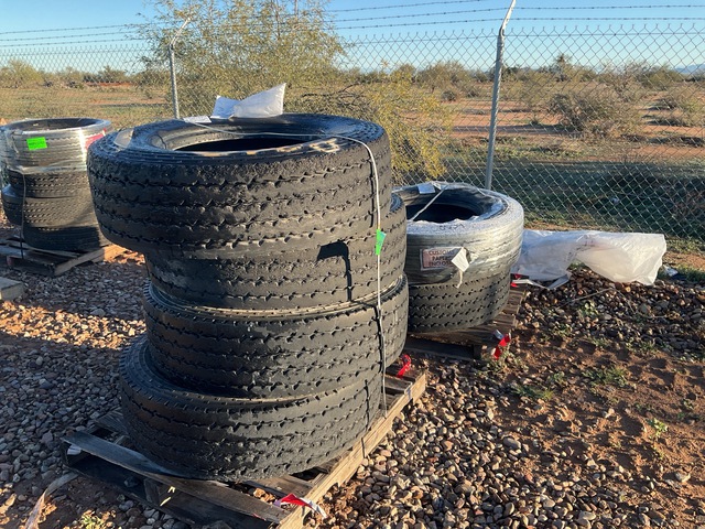 (6) Michelin 315/80R22.5 Tires