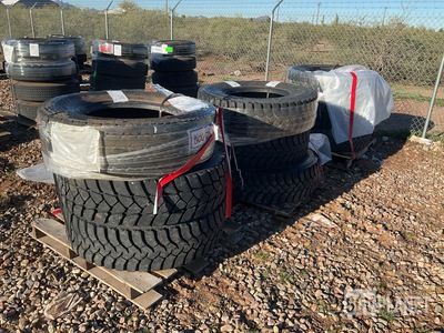 (9) Michelin 315/80R22.5 Tires