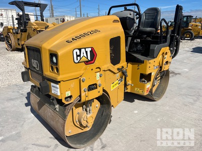 2022 Cat CB2.5 GC Rullo vibrante tandem