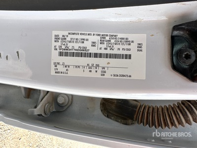 2019 Ford F-350 4x4 Crew Cab Pritsche-Lkw