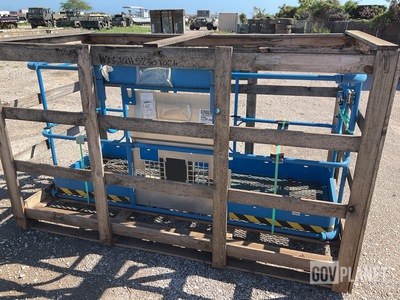 Genie Boom Lift Basket/Platform