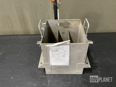 Marathon Norco AeroSpace MXU-860/A24X-55 Battery Box
