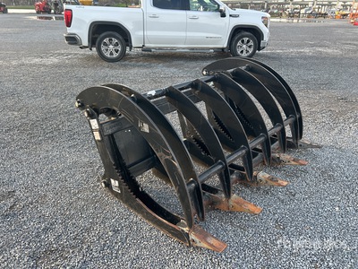LANDY ERGR72 72 in Root Skid Steer Grapple