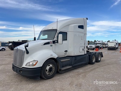 2022 Kenworth T680 6x4 T/A Sleeper Truck Tractor