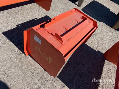 2025 Kit Containers MSS-SPE-3-23 35 in Mini  أداة دفع الثلج - Fits mini walk behind (Unused)