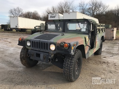 2002 AM General M1097A2 HMMWV 2 Door Soft Top w/Truck Body