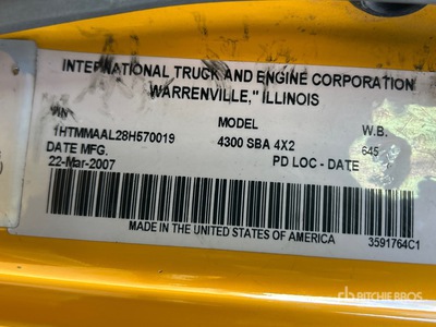 2008 International 4300 4x2 Van Truck