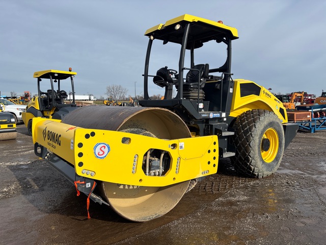2023 Bomag BW211D-5 Smooth Drum Compactor