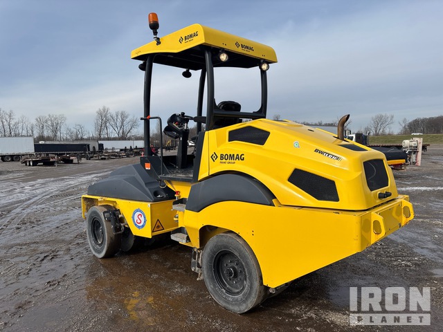 COMPACTADOR NEUMáTICO BOMAG BW11RH