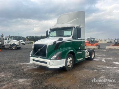 2012 Volvo VNL 4x2 S/A Day Cab Truck Tractor
