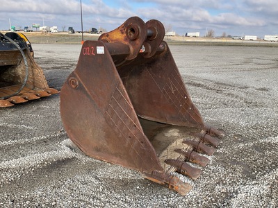 Tip Excavator Bucket - Fits 330