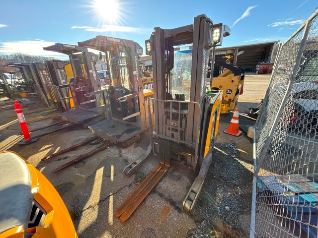 2018 Jungheinrich ETR230 3000 lb Electric Forklift