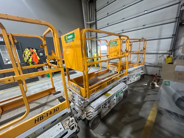 2018 Hybrid HB-1430 Electric Scissor Lift