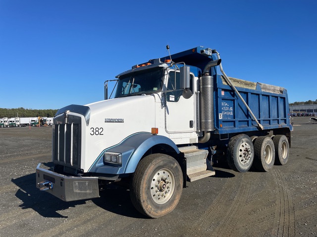 2007 (unverified) Kenworth T800 8x4 Tri/A Dump Truck