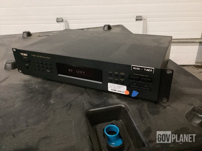 Teac T-R670 AM/FM Stereo Tuner
