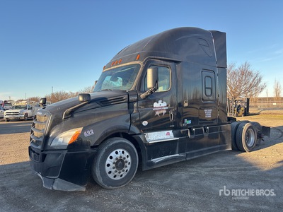 2018 Freightliner Cascadia 126 6x4 Sleeper Truck Tractor