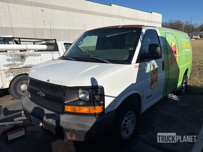 2005 Chevrolet Expess 2500 4x2 Cargo Van
