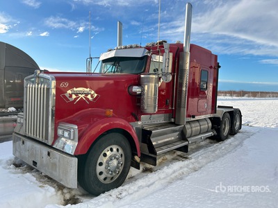 2011 Kenworth W900L 6x4 Tracteur routier couchette
