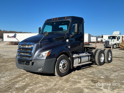 2019 Freightliner Cascadia 126 6x4 تراكتور شاحنة نهارية (ثنائية المحور)