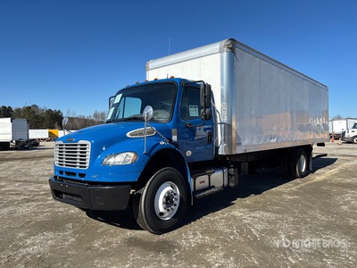 2021 Freightliner M2 106 4x2 شاحنة فان