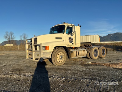 2000 Mack CH613 6x4 Day Cab Truck Tractor