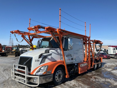 2014 Volvo VNL 6x4 Sleeper Autotransporter