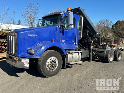 2015 Hiab 322EP-3 PRO 20500 lb Knuckle Boom on 2015 Kenworth T880 6x4 Sattelzugmaschine mit Kran