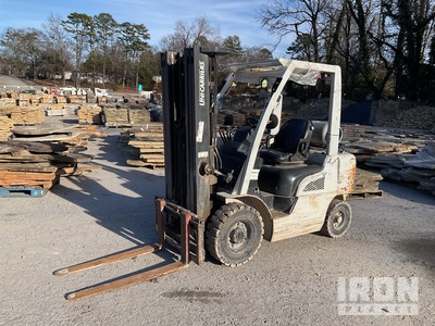 2016 UniCarriers MU1F2A25LV 4050 lb Pneumatic Tire Forklift