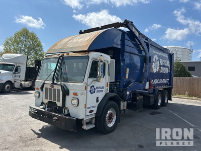 2020 Peterbilt 520 6x4 Front Loader Waste Collection Truck
