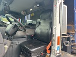 Cab with Seats/armrests