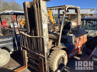 2019 Toyota 8FG45U 8550 lb Pneumatic Tire Forklift (Inoperable)