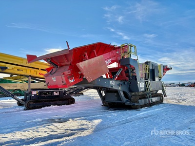 2022 Sandvik QH332 Tracked Cone Crushing Plant
