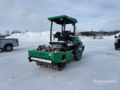 2016 Bomag BW145PDH-5 Compactador Pata de Cabra