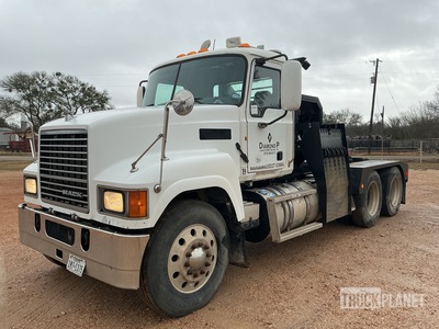 2012 Mack CHU613 pinnacle 6x4 Winch Truck