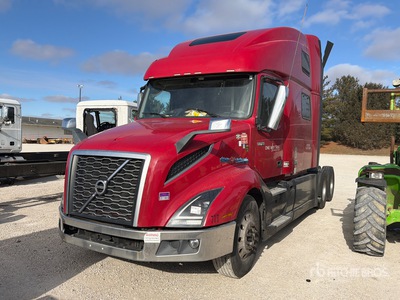 2019 Volvo VNL860 6x4 3- Achs Sattelzugmaschine mit Schlafkabine