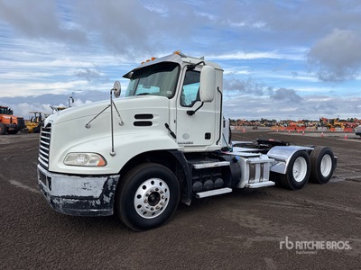 2016 Mack CXU613 6x4 3-Achs Sattelzugmaschine