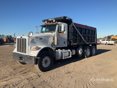 2015 Peterbilt 367 8x4 を見 Dump Truck