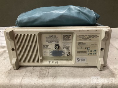 Tektronix 2235 Oscilloscope
